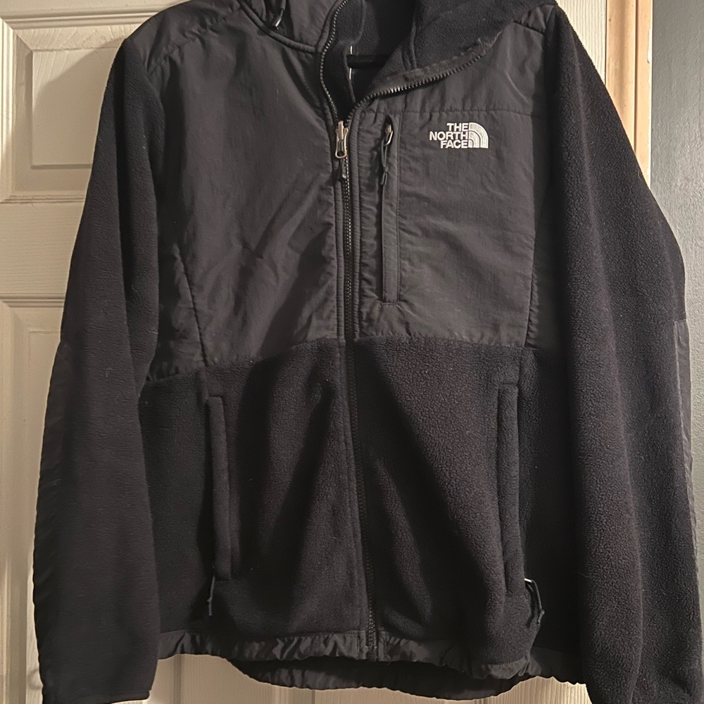 NORTH FACE ZIP UP